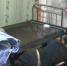 Улан-удэнский гангстер прятался от полицейских под кроватью. Видео - Бабр.Ru