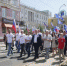 После завершения митинга состоялось шествие по улице Ленина, в рамках которого прошла уже ставшая традиционной акция «Живой флаг» - Сибирские новости