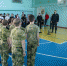 Сотрудники СОБР Росгвардии, мастера спорта по самбо и армлифтингу, провели для Иркутских школьников открытый урок физкультуры - Росгвардия
