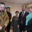 Александр Ведерников от имени депутатов подарил машину для оверлока швеям-волонтерам - Baikal24.Ru