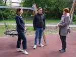 Депутат Девочкин проверил содержание общественных территорий своего округа