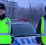В Черемховском районе сотрудники ДПС помогли водителю со сломавшимся авто - Baikal24.Ru