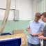 Технологическую оснастку для изготовления люка вертолета, напечатанную на шнековом 3D-принтере, иркутские политеховцы передают заказчику - ИРНИТУ