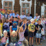 Первоклассникам в Октябрьском округе Иркутска вручили портфели во время благотворительного мероприятия - Газета Иркутск