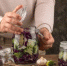 Не выбрасывайте переспевшие и побитые помидоры. Получится вкуснейшая ароматная заправка - IrkutskMedia.Ru