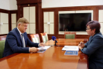 Полпред Президента в СФО провел рабочую встречу с руководителем Межрегионального управления по контролю за алкогольным и табачным рынками