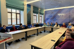 На площадке иркутского Штаба общественной поддержки «Единой России» представителей старшего поколения консультировали, как уберечься от интернет-мошенников