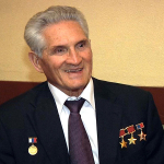 Уроженцу Иркутска космонавту Борису Волынову исполнилось 90 лет