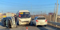 В Приморье столкнулись маршрутный автобус и два легковых автомобиля - Baikal24.Ru