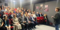 Перевоспитание после постыдного шоу: депутат Гудков сходил на постановку театра в Иркутске - IrkutskMedia.Ru