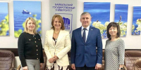 ​​​​​​​Совместные планы обсудили БГУ и Сбербанк - SIA.RU