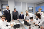 Работу первого в Иркутске «Кванториума» на базе школы оценил Руслан Болотов