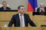 "Это правда жизни": в Госдуме одобрили выплаты беременным школьницам