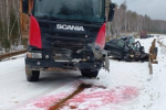 В Тайшетском районе большегруз врезался в фуру и загорелся, есть погибший
