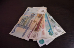 В Иркутской области авиакомпания задолжала работникам почти 100 тысяч рублей
