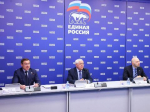 Волонтеры "Единой России" помогут людям проголосовать за проекты благоустройства