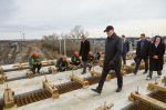 Есть дорога над рельсами! Путепровод, соединяющий Батарейную и город, будет готов осенью