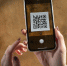 Мошенники стали похищать деньги через QR-коды в подъездах - Weacom.Ru