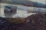 Грузовик частично провалился под лед в Жигаловском районе