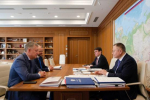 Развитие строительной отрасли обсудили глава Минстроя РФ Ирек Файзуллин и губернатор Приангарья Игорь Кобзев