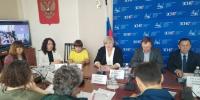 Ежемесячную выплату труженикам тыла повысили в Иркутской области по инициативе Ларисы Егоровой - Справедливая Россия