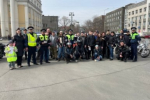 Депутаты думы Иркутска провели субботники с жителями Ленинского и Октябрьского районов