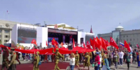 Счастливые отцы ждут своих сыновей с фронта и отмечают Победу ударным трудом! - IrkutskMedia.Ru