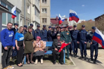 С 80-летием Великой Победы ветеранов поздравили молодогвардейцы в Иркутске