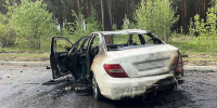 Mercedes-Benz, загоревшийся после ДТП. Фото пресс-службы Госавтоинспекции Иркутской области - Irk.Ru