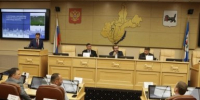 Игорь Кобзев поздравил выпускников и их преподавателей с последним звонком - IrkutskMedia.Ru