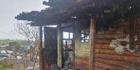 Сгоревший дом. Фото пресс-службы прокуратуры Иркутской области - Irk.Ru