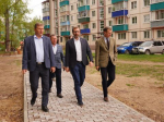 Александр Ведерников проверил ход работ по благоустройству в Черемховском районе