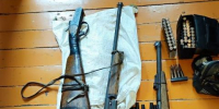 Незаконный склад оружия и боеприпасов обнаружили у жителя Красноярского края - Baikal24.Ru