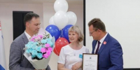 Депутаты думы Иркутска вручили медработникам благодарности - Baikal24.Ru