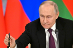 Путин отправил в отставку главу Минтранса