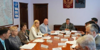 Губернатор обсудил с чиновниками новую подсветку телебашни и музтеатра в Иркутске - Baikal24.Ru