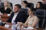 Первое заседание молодежного правительства состоялось в ЕАО. Фото: правительство ЕАО