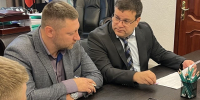 Участник программы «Герои Приангарья» Леонид Семенов приступил к стажировке в региональном минобре - Правительство Иркутской области