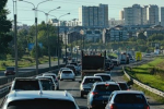 Многокилометровая пробка образовалась от объездной Ново-Ленино до Маратовской развязки