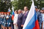 Торжественный митинг ко Дню Государственного флага России прошел в Иркутске