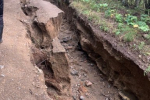 Режим ЧС вводят из-за сильного размытия дороги в Ольхонском районе