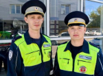 В Иркутске экипаж ДПС оперативно доставил в больницу ребенка