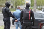 При содействии ОМОН Росгвардии в Иркутском районе задержан мужчина за сбыт наркотиков в крупном размере