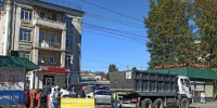Ремонт дорог идет в избирательных округах №5 и №9 депутатов думы Иркутска - Baikal24.Ru