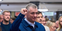 Леонид Слуцкий посетил экстерриториальный избирательный участок в Москве - ЛДПР