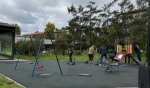 На бульваре Постышева в Иркутске заменят спортивно-игровое оборудование