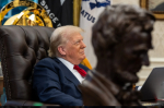 Дональд Трамп возомнил себя Императором мира