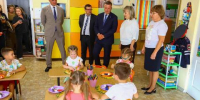 Глава Приангарья и мэр Иркутска поздравили воспитателей с профессиональным праздником - Baikal24.Ru