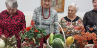 Осеннюю ярмарку организовали активисты центра общения старшего поколения в Усолье-Сибирском - Единая Россия