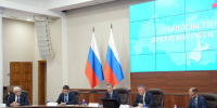 Первый зампред Совета Федерации Андрей Яцкин и Губернатор Игорь Кобзев провели совещание по строительству школ в Приангарье - Правительство Иркутской области